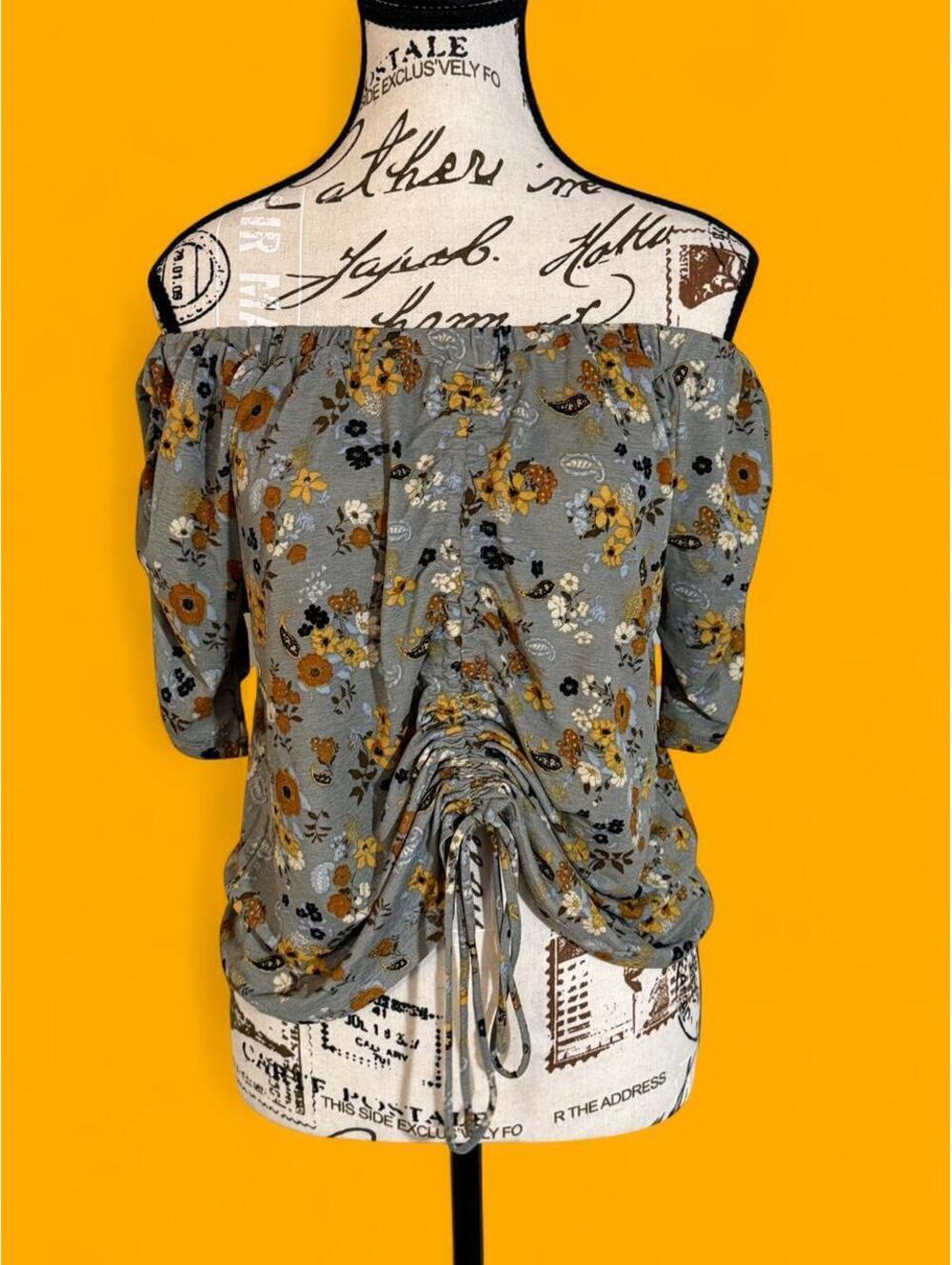 Daytrip Women's Multi and Green Blouse